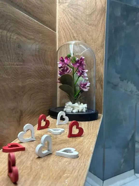 Bathroom View 04 at GVM Superior Suite